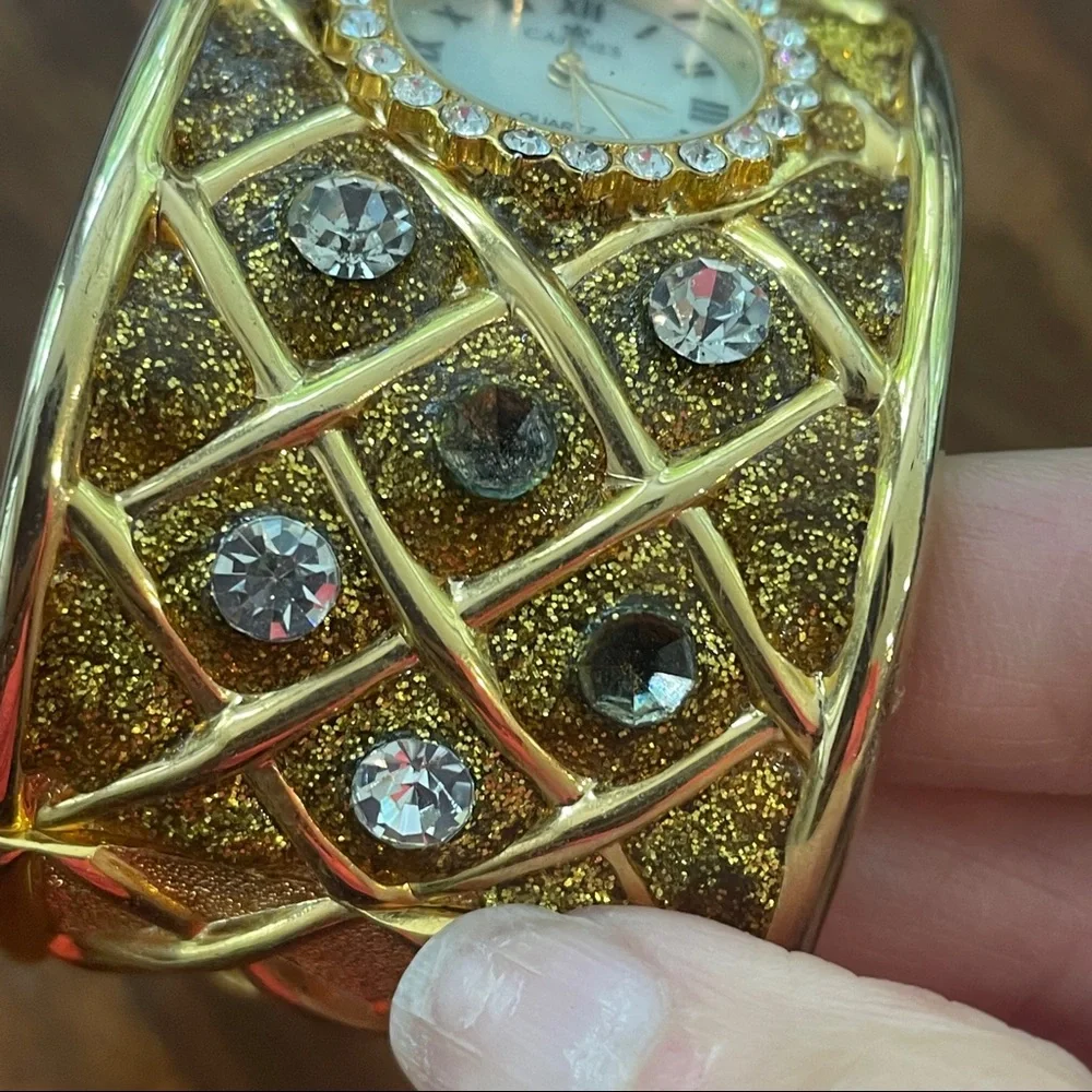 Cannes vintage quartz watch